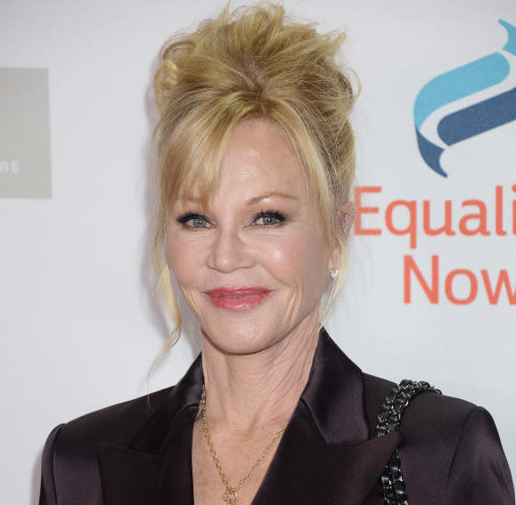 Face Filled With Regrets! Melanie Griffith Reveals About Plastic